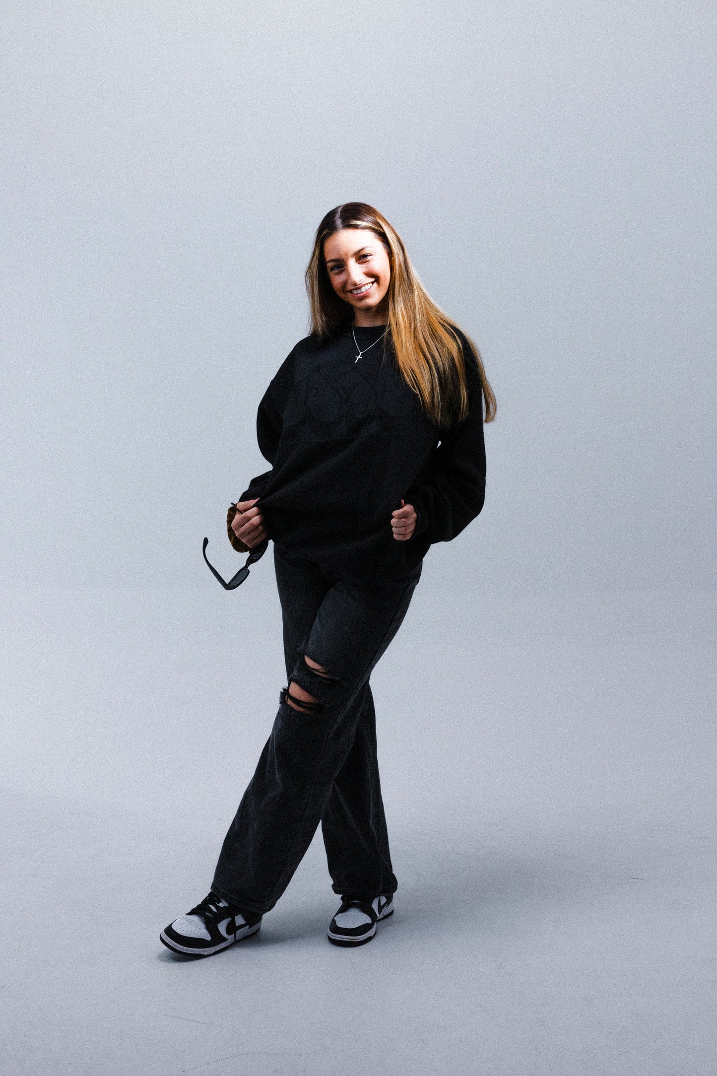 BLACK PYP CREWNECK