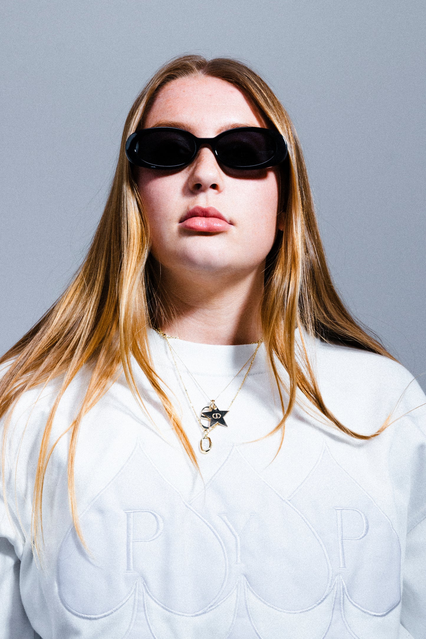 WHITE PYP CREWNECK